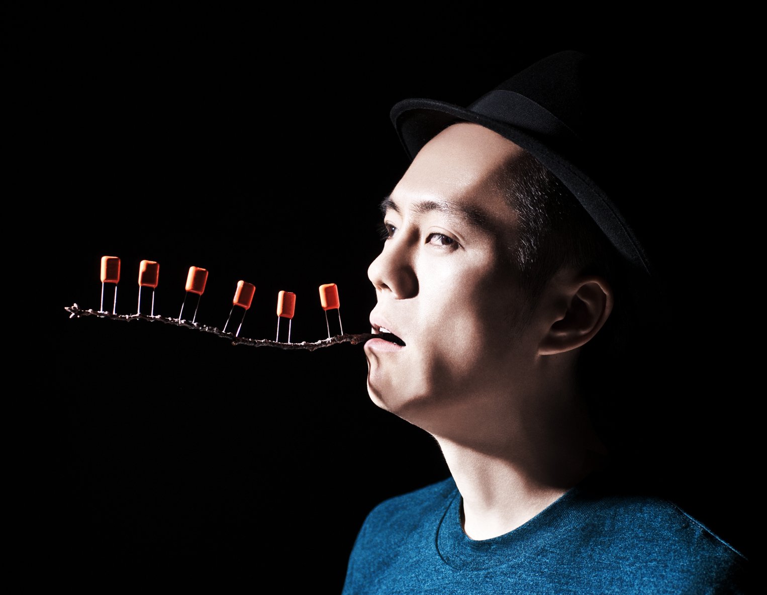 DJ何誰(どなた) a.k.a. SUGAI KEN